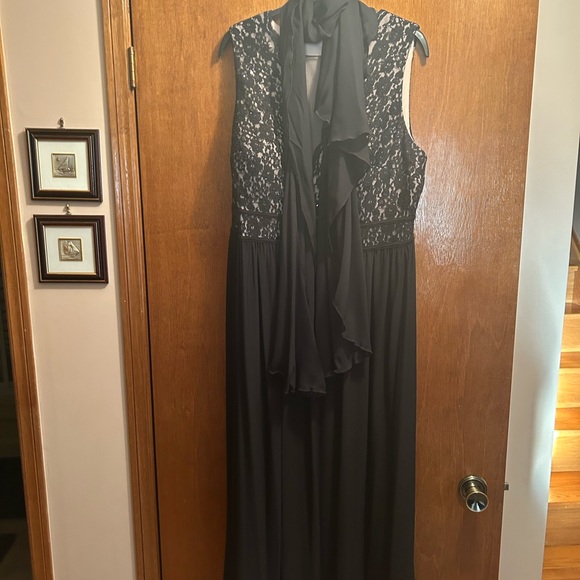 Lace & Sequin Full Length Evening Gown - Picture 2 of 8